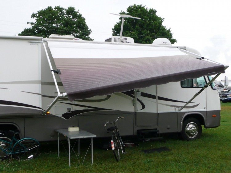 Rv Awning Repair Read This Before Starting Your Repair Rvshare Com