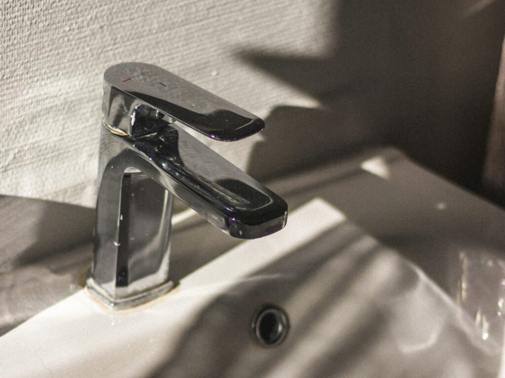 RV bathroom sink