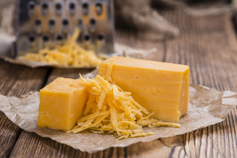 shredded cheddar cheese