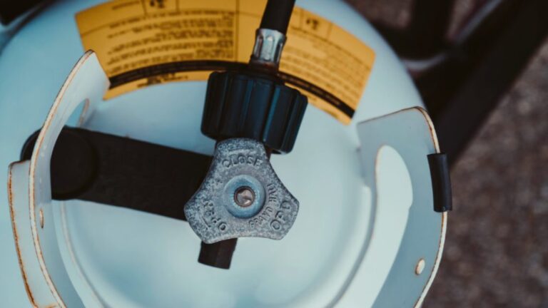 RV propane regulator
