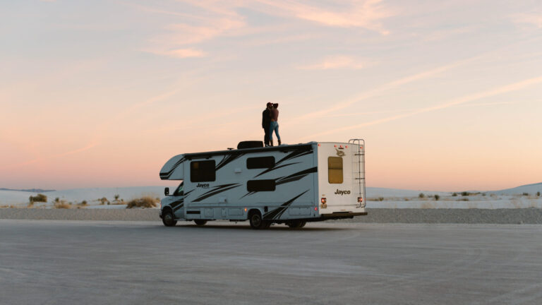 couple with rv boondocking