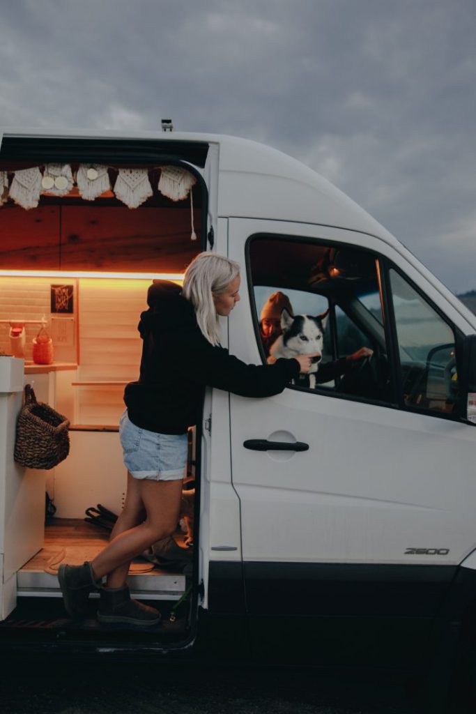 Best LED Replacement Bulbs for RV 921 RVshare