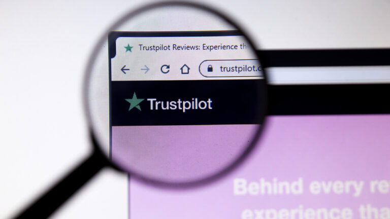 trustpilot review screen on a computer