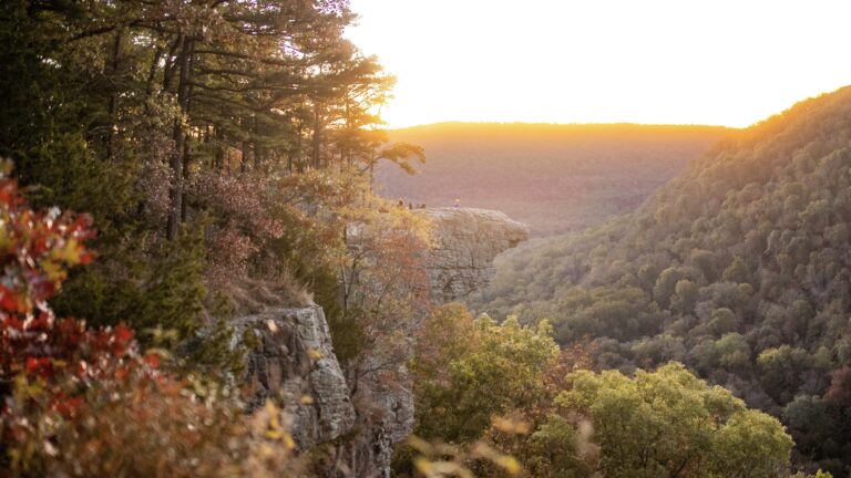 Mountains: the perfect place for boondocking in Arkansas