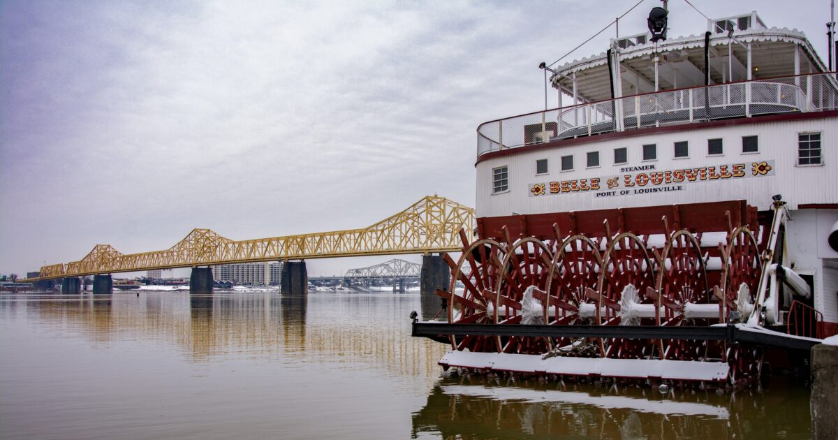 Louisville Belle, one of the best Kentucky landmarks