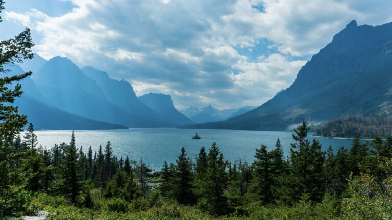 Glacier National Park: a Montana bucket list destination