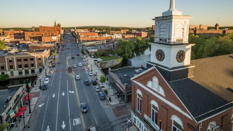 City street in New Hampshire; one view you may get while New Hampshire urban camping