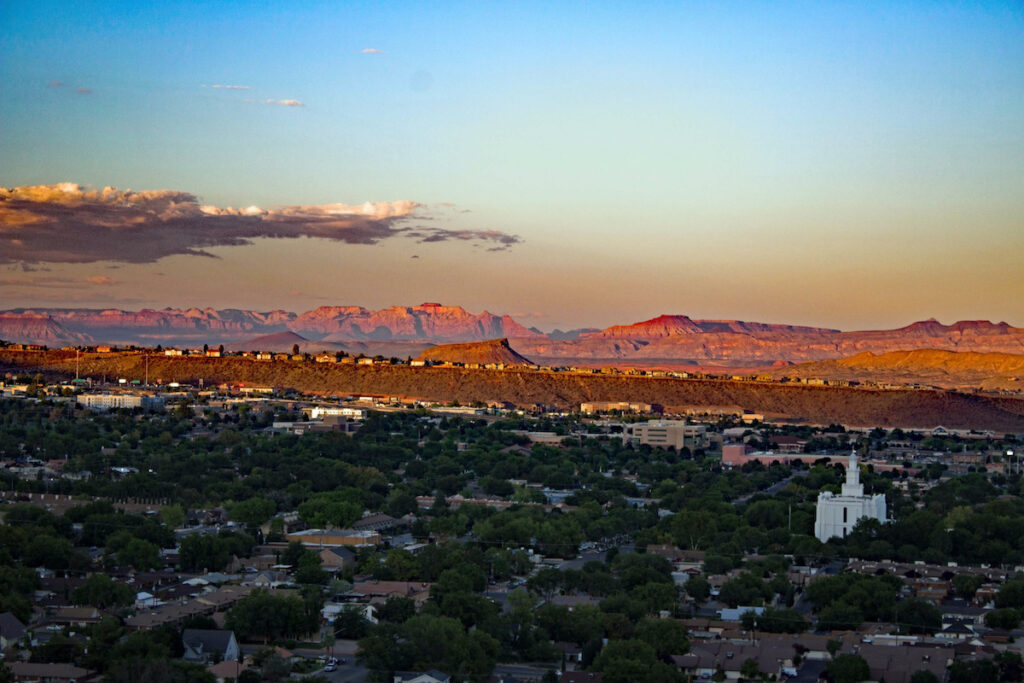 st. george utah, red rocks in the distance