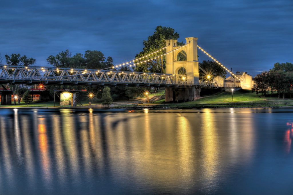 Bridge going into Waco, TX