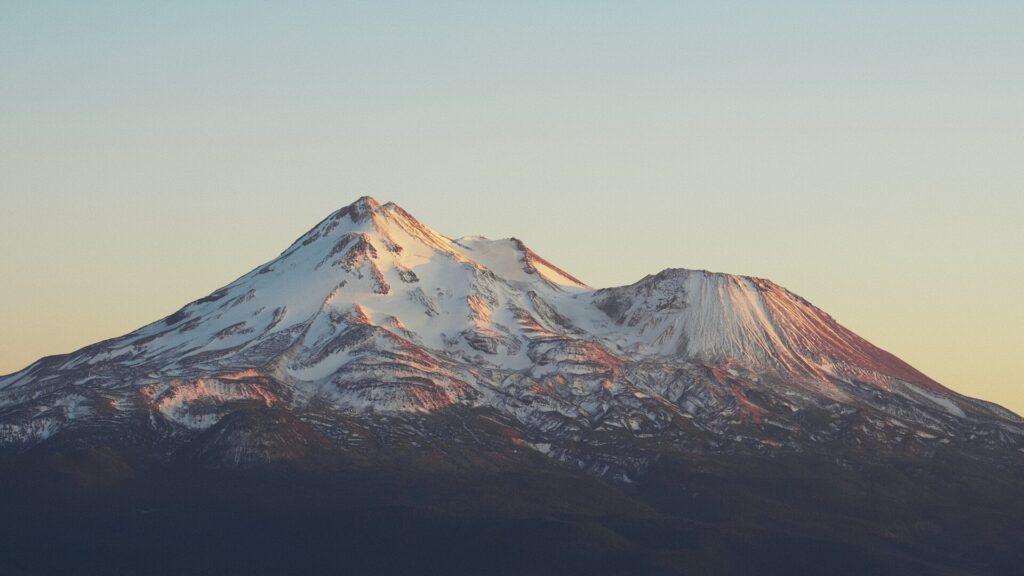 Weekend RV trips near Sacramento: Mount Shasta