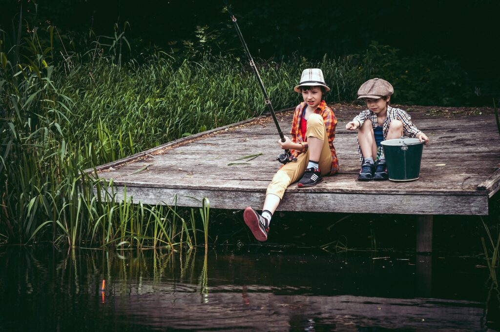 Kids fishing