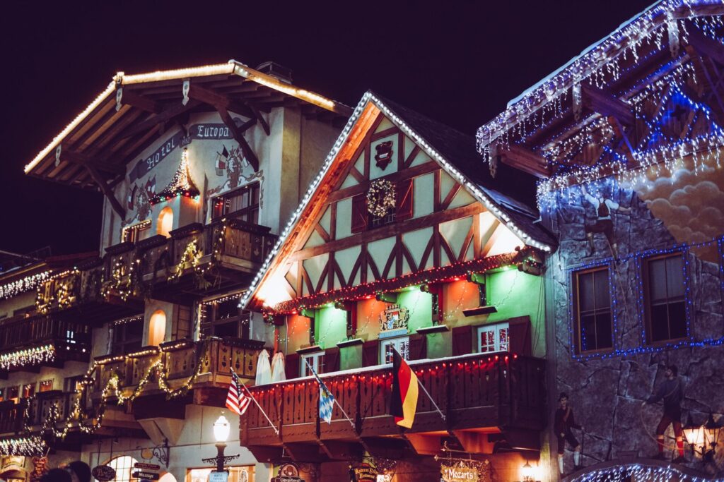 Christmas lights on adorable buildings in Leavenworth, Washington