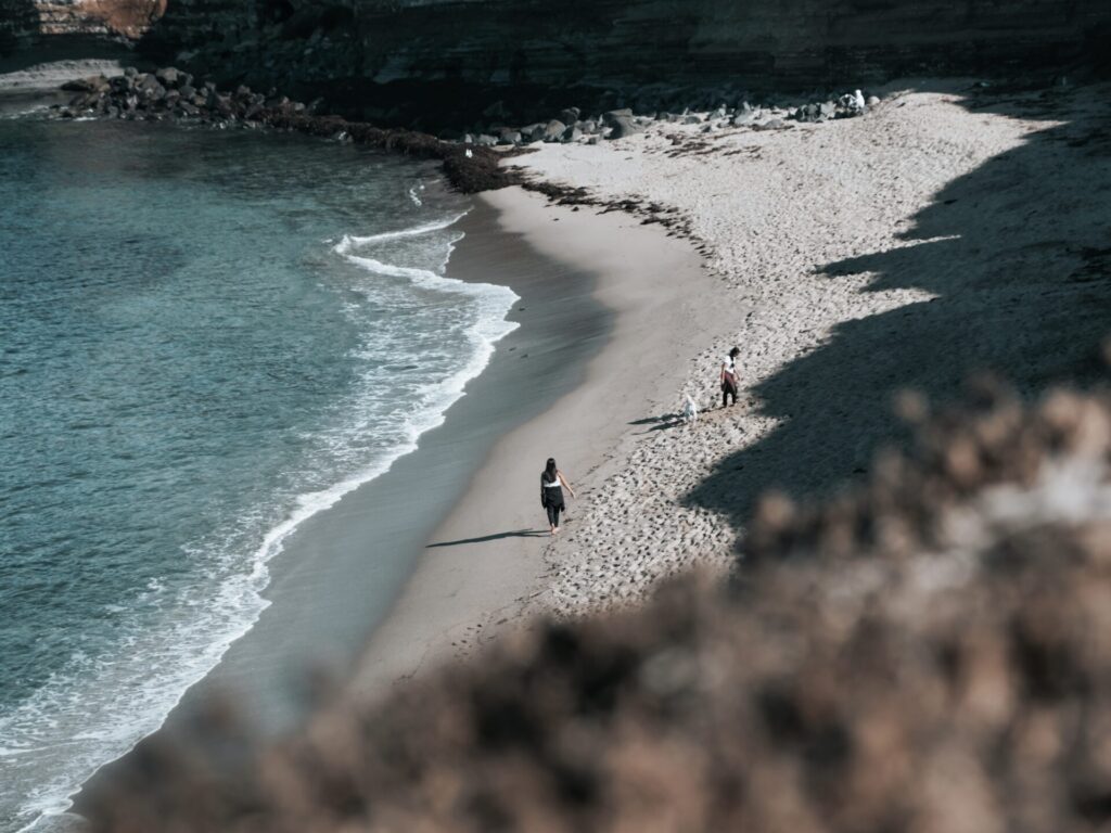 Sunset Cliffs beach, one of the amazing hidden gems in San Diego