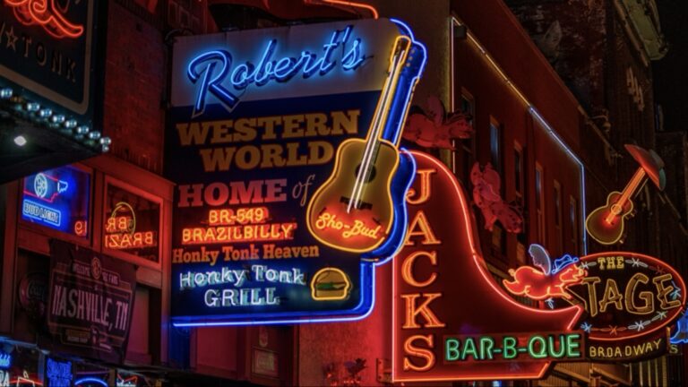 neon signs in Nashville
