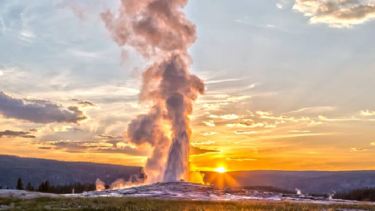 Old Faithful is a beautiful spot at Yellowstone National Park