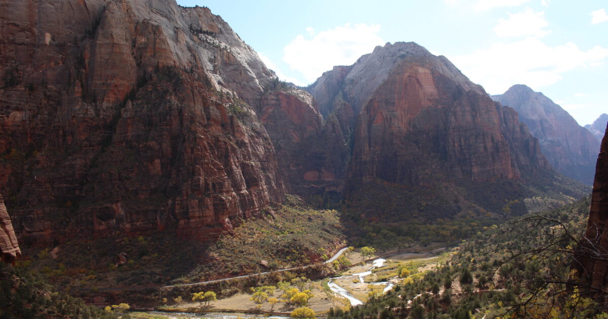 The view of Zion National Park from route 9