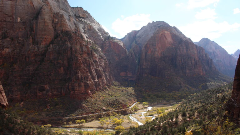 The view of Zion National Park from route 9