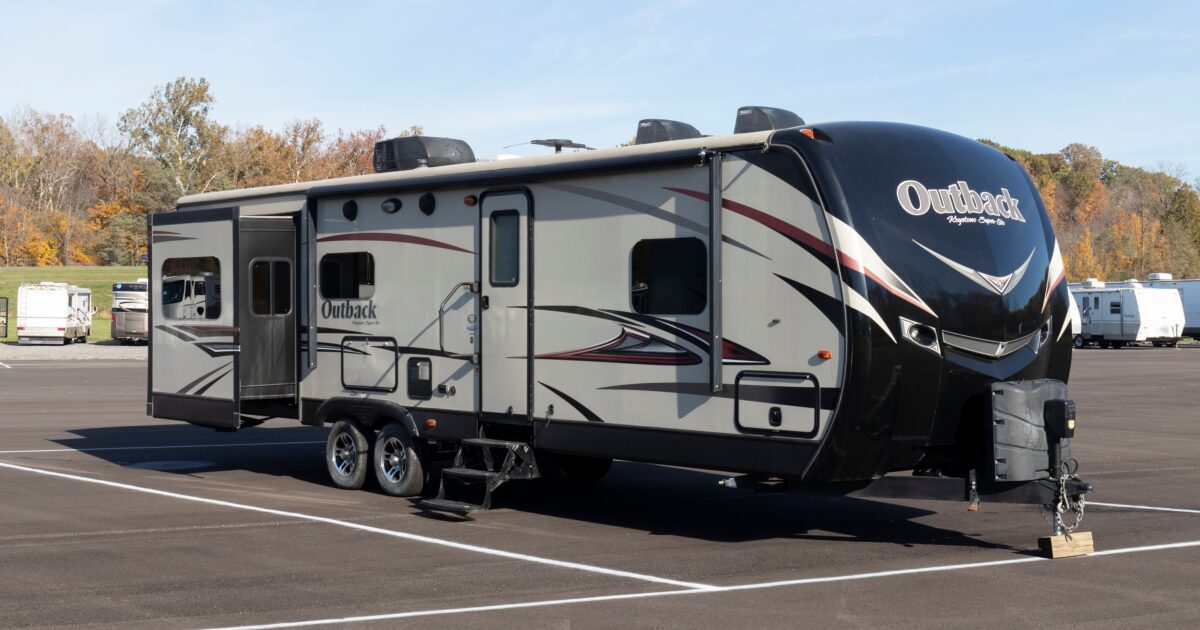 fifth wheel trailer explained