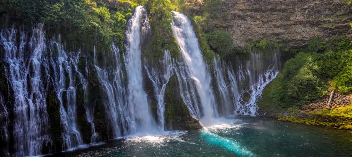 5 Viral Outdoor Destinations Everyone’s Talking About in 2025