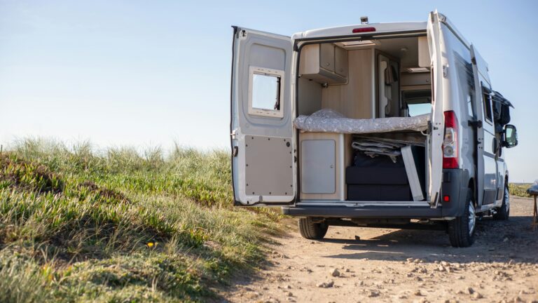 Whether you choose a one-way RV rental vs. round trip, you'll find freedom and flexiblity along the road.
