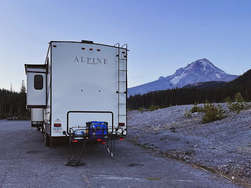 Fifth Wheel RV using an essential generator for off grid camping.