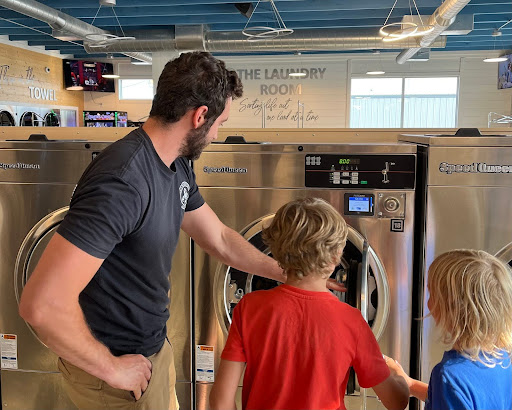 How We Handle Laundry While Living in an RV Full-Time